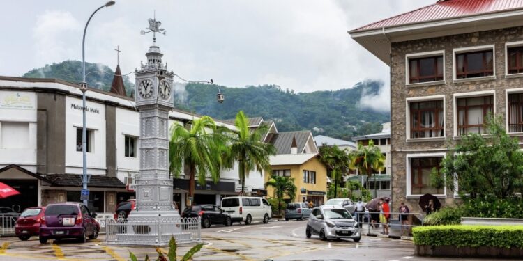 Экс-спикер парламента Сейшел победил во втором туре президентских выборов