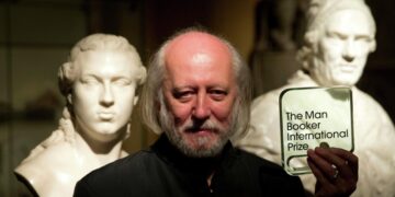 Эксперт объяснил, почему Нобелевскую премию получил Краснахоркаи