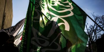 ХАМАС отсрочит передачу тела заложника из-за нарушения прекращения огня