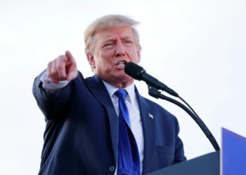 Индия скоро перестанет покупать российскую нефть, заявил Трамп