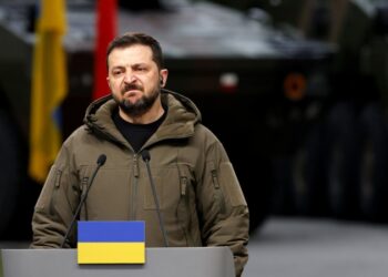 Киев продолжает получать системы ПВО за счет взносов ЕС, заявил Зеленский