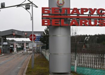 Литва возобновила пропуск транспорта на границе с Белоруссией