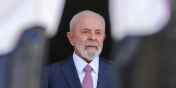 Лула да Силва готов стать переговорщиком в урегулировании вокруг Венесуэлы