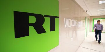 Мадуро поздравил телеканал RT с 20-летием
