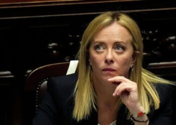 Мелони сообщила, что на нее подали иск в МУС