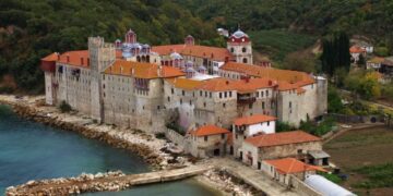 На Афоне призвали не допускать к богослужениям принявших главу ПЦУ игуменов