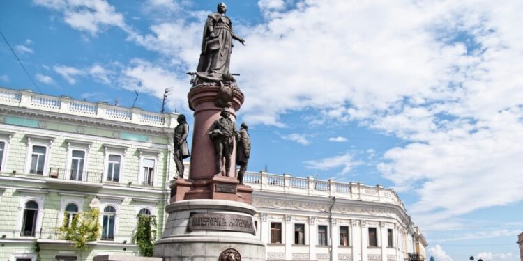 Одесситы между собой говорят на русском, рассказала жительница города