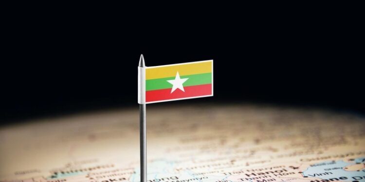 Освобожденным из рабства в Мьянме россиянам не грозит депортация