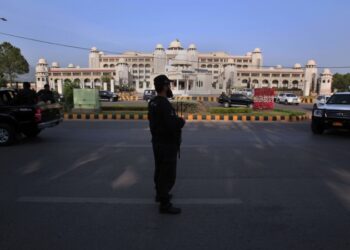 Пакистан поддерживает экспортеров и импортеров при расчетах в нацвалютах