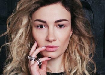 Певица Приходько заявила об угрозе гражданской войны на Украине