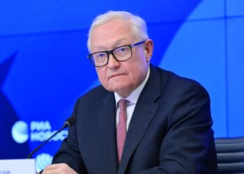 Подготовка к саммиту России и США в Венгрии идет, заявили в МИД