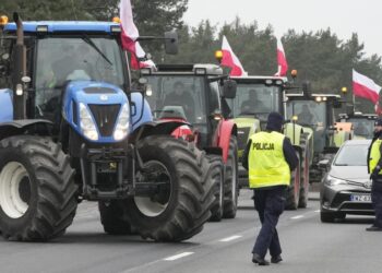 Польские фермеры готовятся перекрывать дороги в знак протеста