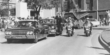 Посол России передал конгрессвумен документы об убийстве Кеннеди