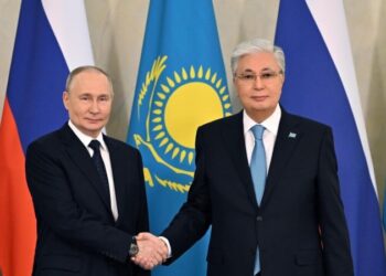 Путин и Токаев обсудили реализацию двусторонних договоренностей