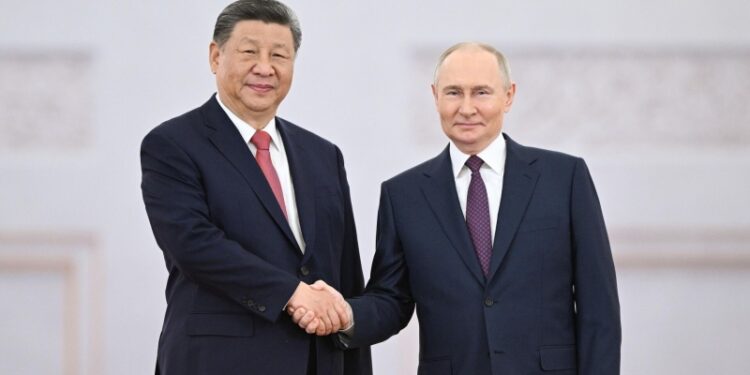 Путин пожелал Си Цзиньпину доброго здоровья и благополучия