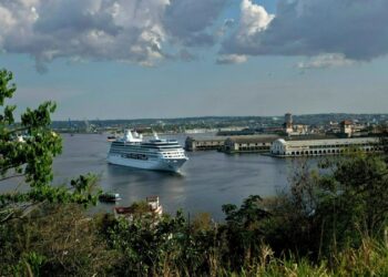 Санкции США обходятся Кубе в 15 тысяч долларов в минуту