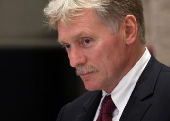 Сейчас европейцы не являются сторонниками мира, заявил Песков