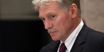 Сейчас европейцы не являются сторонниками мира, заявил Песков