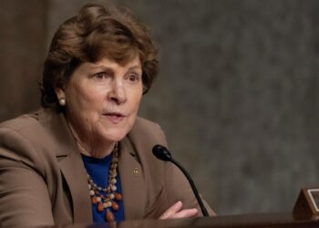 Сенатор США осудила планы Трампа по испытаниям ЯО