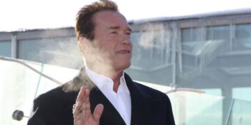 Шварценеггер предложил план по сохранению демократии в США