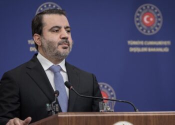 Сирия обсуждает с Россией пересмотр прежних соглашений, заявил глава МИД