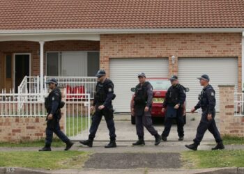 СМИ: по меньшей мере 17 человек пострадали в результате стрельбы в Сиднее