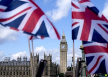 СМИ рассказали, почему власти Британии развалили дело о китайском шпионаже