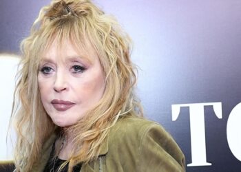 СМИ узнали, как Пугачева выводит деньги из России