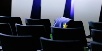 СМИ узнали о планах ЕК судиться с тремя странами из-за Украины