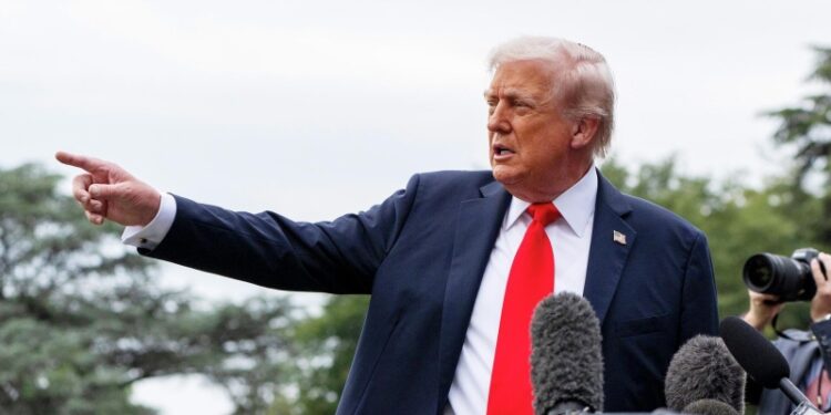 Трамп назвал сроки первой фазы урегулирования на Ближнем Востоке