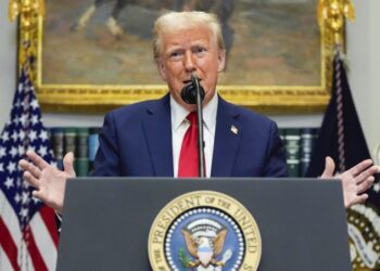 Трамп пока не планирует проводить личную встречу с Путиным