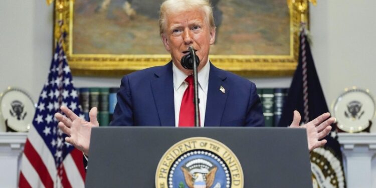 Трамп пока не планирует проводить личную встречу с Путиным