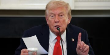 Трамп заявил, что не стремится уничтожить Китай пошлинами