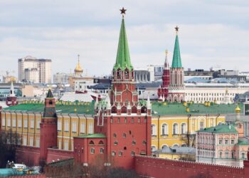 В Кремле ответили на призыв США прекратить закупать российскую нефть