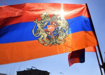 В оппозиции сообщили об аресте мэра армянского Масиса по прилету из России