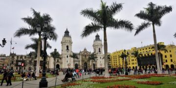 В Перу начались протесты после импичмента президента