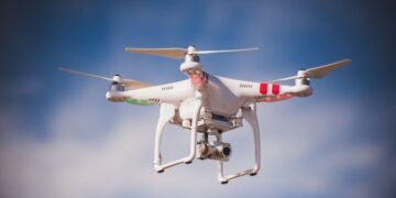 В США полиция использует беспилотники с ИИ для преследования преступников