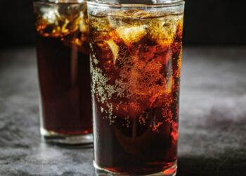 Врачи исцелили женщину при помощи диетической колы