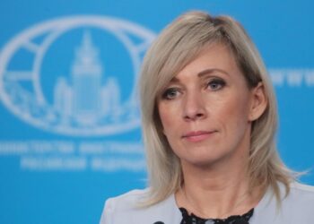 Захарова объяснила ненависть Латвии к России