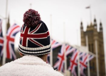 Британия увеличит срок получения права на ПМЖ для легальных мигрантов