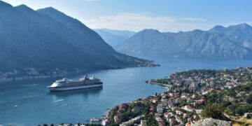 Черногория ужесточит визовый режим для россиян