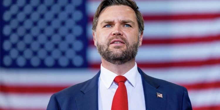 Диалог Путина и Трампа необходим для урегулирования на Украине, уверен Вэнс