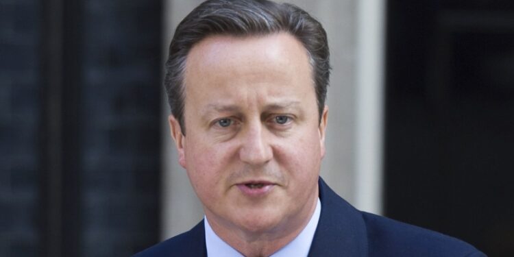 Экс-премьер Великобритании признался, что у него обнаружили рак простаты