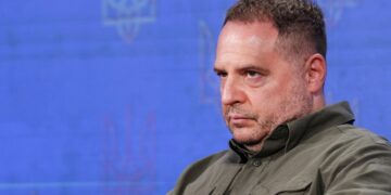 Эксперт назвал увольнение Ермака позором для Зеленского