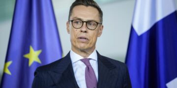 Европе придется вести прямые переговоры с Россией, заявил Стубб