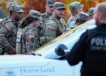 Федеральные агенты прибыли на место стрельбы в центре Вашингтона