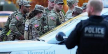 Федеральные агенты прибыли на место стрельбы в центре Вашингтона