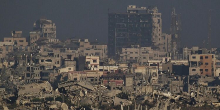 Гуманитарный фонд GHF прекратит работу в секторе Газа