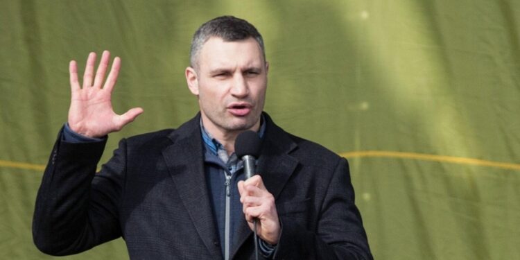 Кличко призвал снизить мобилизационный возраст на Украине до 22 лет