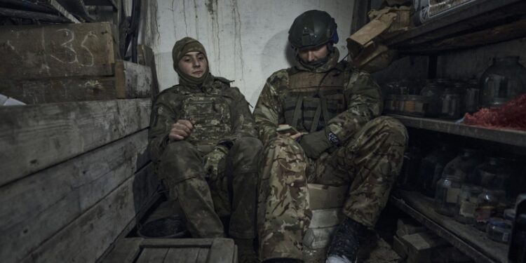 Командиры обещают убивать боевиков ВСУ за уход с позиций